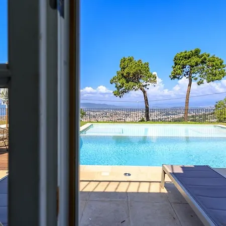 With 8 Bedrooms, Sea View, Great Comfort * كان