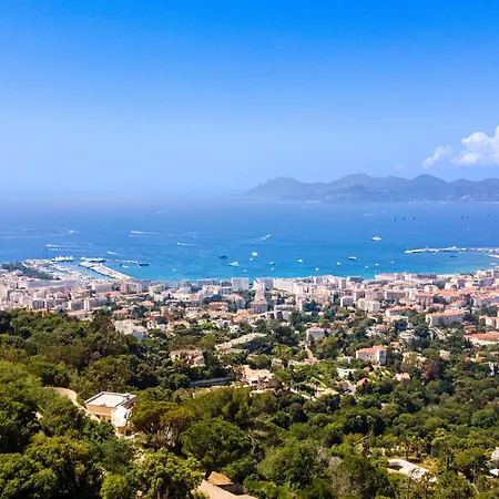 别墅 Exclusive Au Sommet De Cannes, 8 Chambres, Double Piscine, Vue Sur La