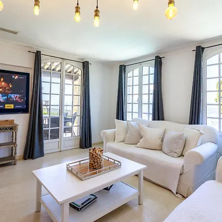 Willa Exclusive Au Sommet De Cannes, 8 Chambres, Double Piscine, Vue Sur La *